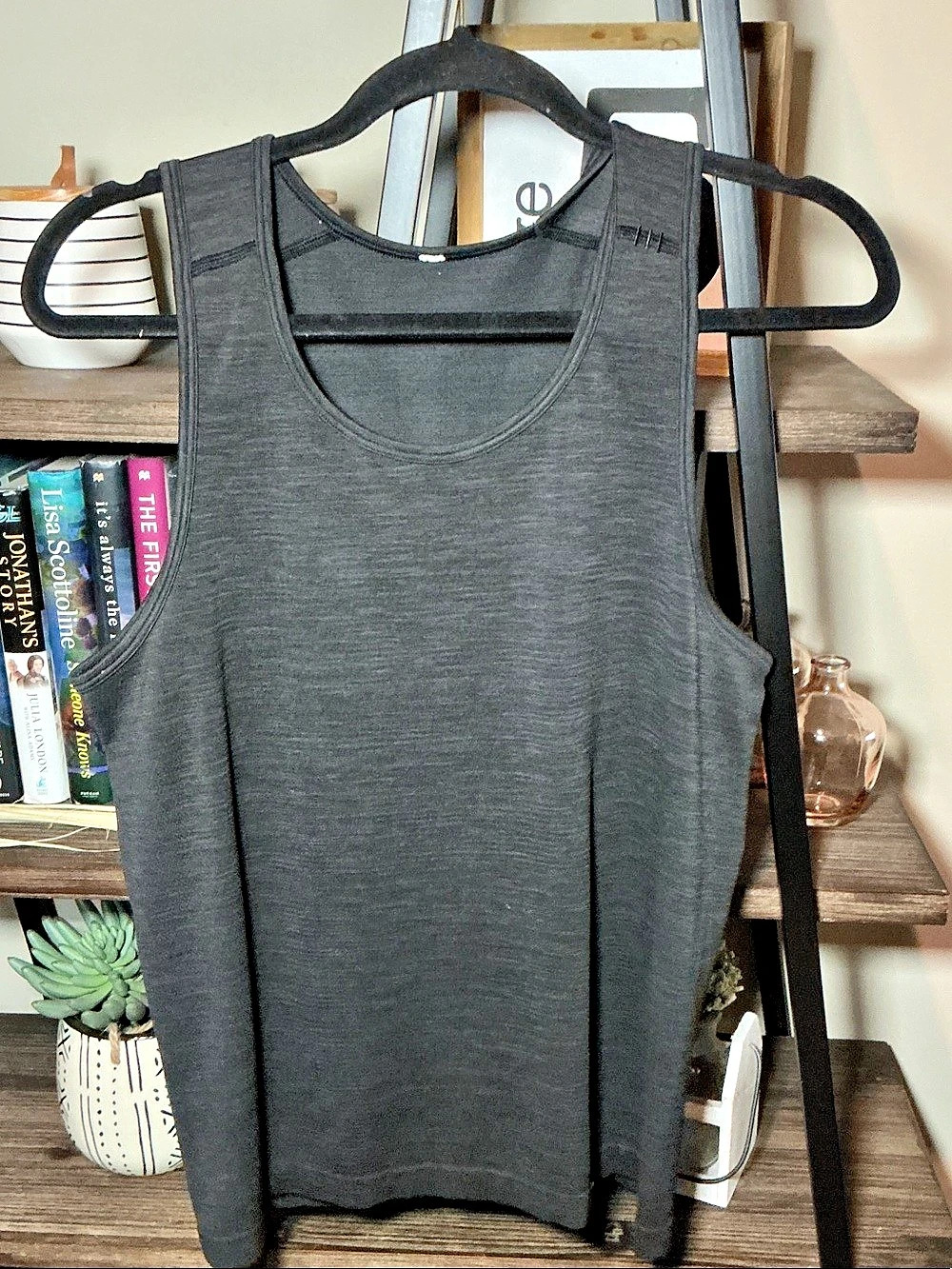 Lululemon Men’s Metal Vent Tank Size S